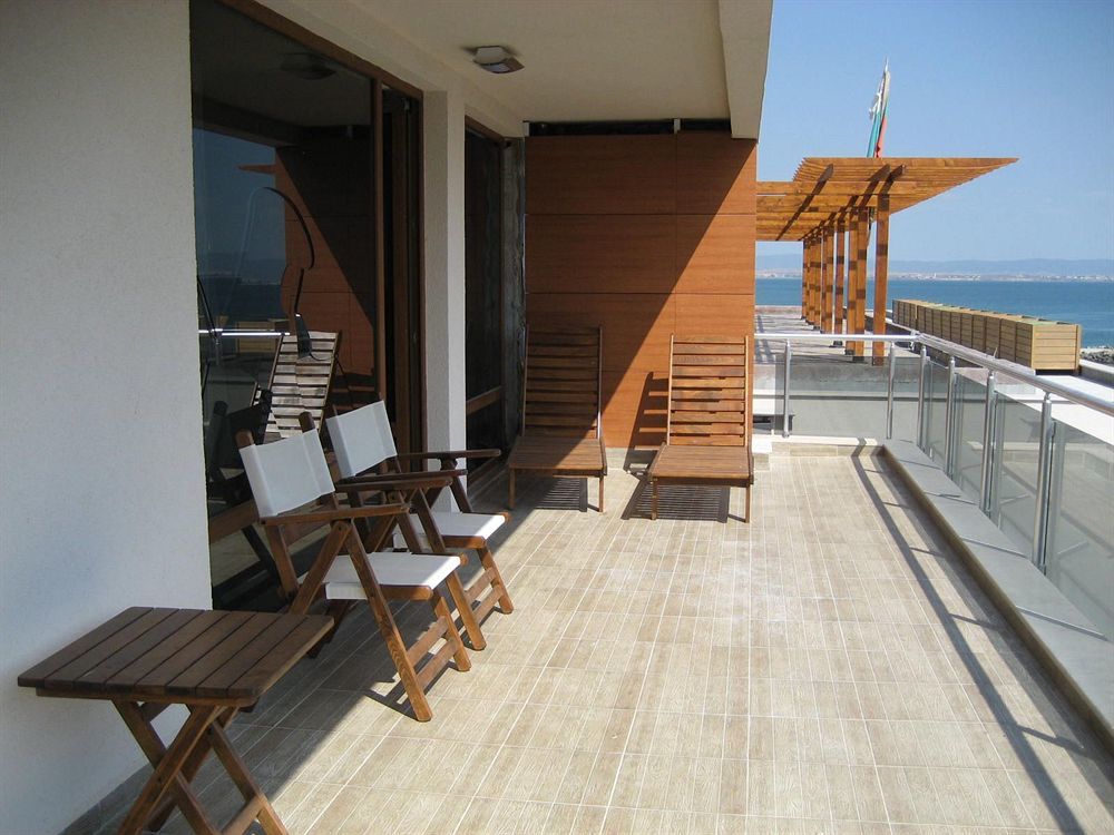 Pomorie Bay Aparthotel Dış mekan fotoğraf