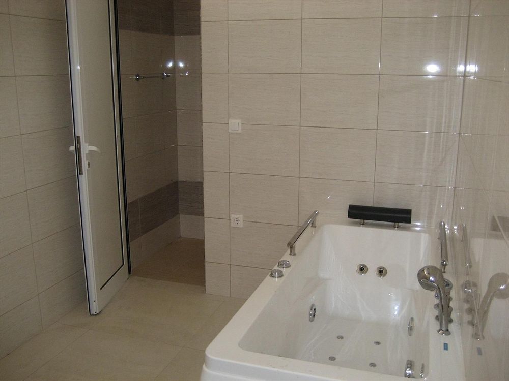 Pomorie Bay Aparthotel Dış mekan fotoğraf